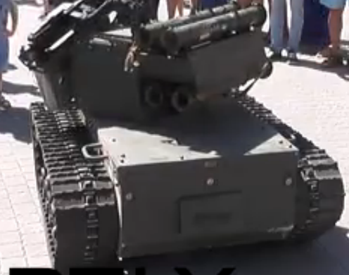 روسیه بار دیگر یک سلاح جدید برای جنگ با داعش رونمایی کرد/روبات‎های جنگی روسیه با قابلیت دید درشب به سوریه می‎روند+عکس