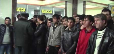 بیش از 300 هزار مهاجر تاجیک در فهرست سیاه 
