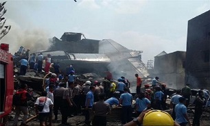 سقوط هواپیمای اندونزیایی در مناطق مسکونی شهر سوماترا
