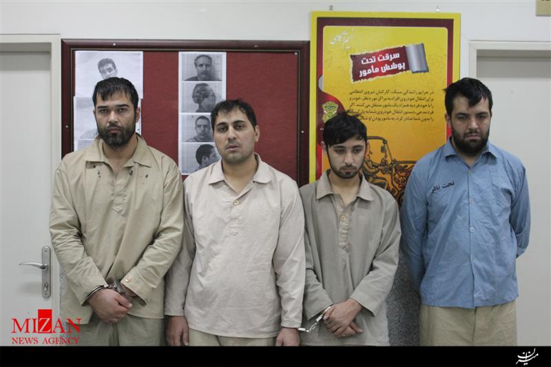 دستگیری چهار مجرم سابقه دار به اتهام راهزنی و سرقت‌های تحت پوشش مأمور+ عکس