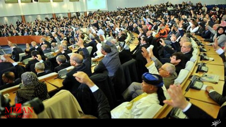 پارلمان الجزایر با اصلاح قانون اساسی این کشور موافقت کرد