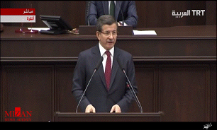 ادعای نخست وزیر ترکیه: روسیه و سوریه اماکن غیر نظامی را هدف قرار می دهند