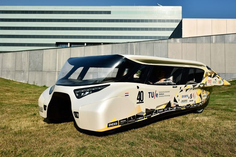 ساخت خودروی هوشمند خورشیدی
