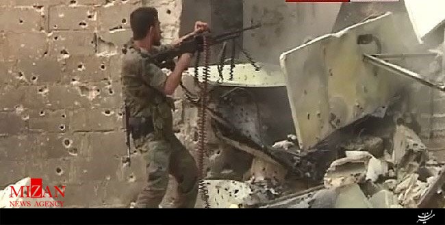 درگیری شدید ارتش سوریه و تروریست‎ها در اطراف حریم حضرت سکینه(س)/هوشیاری مدافعان حرم برای مقابله با هر گونه تهدید تروریستی+عکس