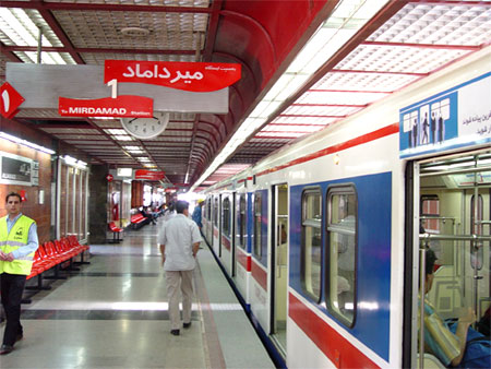 مترو روز عید فطر رایگان است/ اعزام قطار فوق العاده در صورت ازدیاد جمعیت