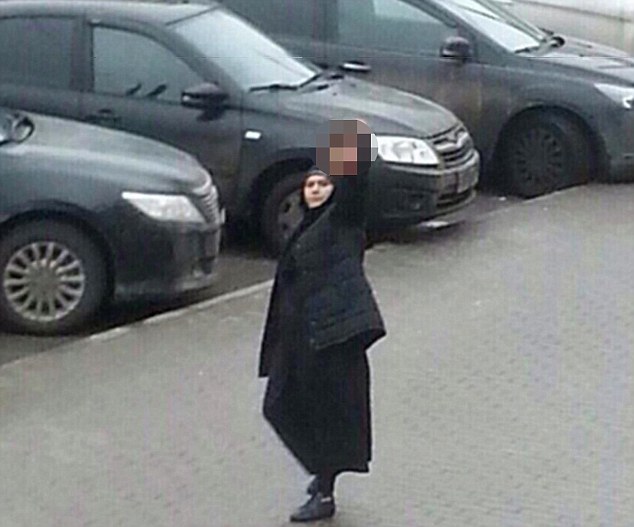 قاتل حادثه مترو مسکو با لبخند در دادگاه حاضر شد + عکس
