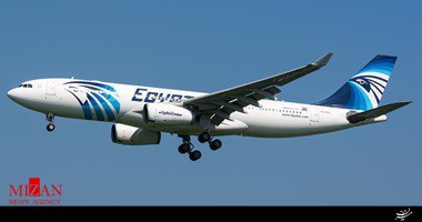 اولاند: احتمال سقوط هواپیمای مصری بر اثر اقدام تروریستی وجود دارد/وزیر دفاع یونان: لاشه هواپیما هنوز پیدا نشده است
