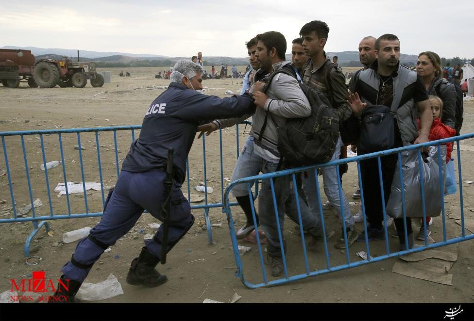 تصاویر برتر رویترز از خروج اجباری پناهجویان از اردوگاه ایدومنی