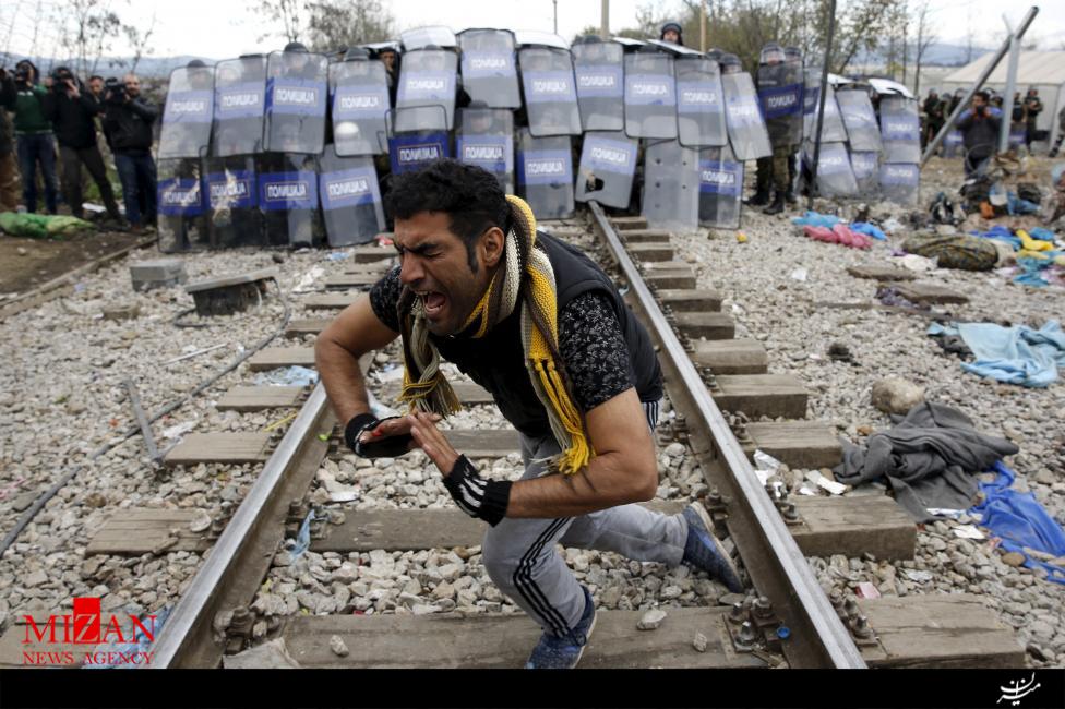 تصاویر برتر رویترز از خروج اجباری پناهجویان از اردوگاه ایدومنی