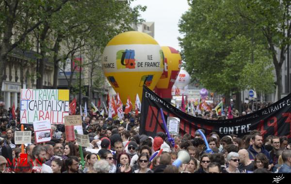 دولت سوسیالیست اولاند تحت فشار افکار عمومی فرانسه