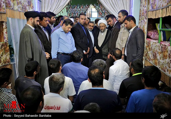 رئیس قوه قضائیه از ندامتگاه تهران بزرگ بازدید کرد
