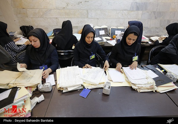 خدمات سازمان ثبت اسناد و املاک هم ردیف با بسیاری از کشورهای پیشرفته/ ارائه 72 میلیون خدمت ثبتی به ایرانیان تنها در یک سال