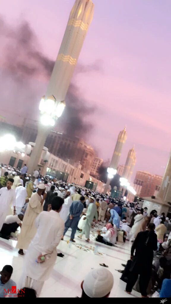 تصاویر انفجار انتحاری داعش از درون صحن مسجد النبی + عکس