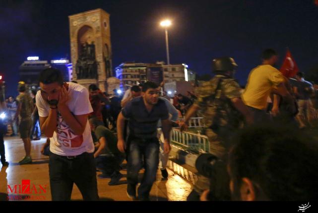 کودتای نظامی در ترکیه/ارتش ترکیه قدرت را در دست گرفت/اردوغان از کاخ ریاست جمهوری گریخت+عکس