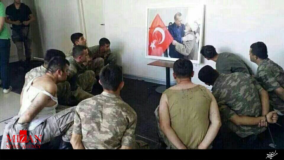 حکم آزادی 1200 سرباز ارتش ترکیه صادر شد/فرمان اردوغان برای مدارس حامی گولن