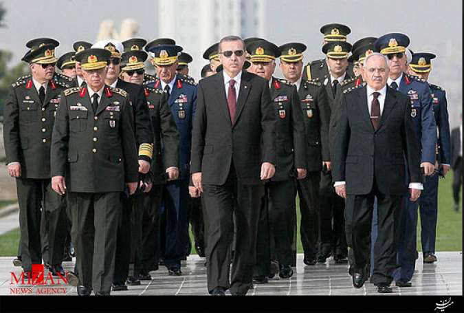 2 ژنرال ارشد ارتش ترکیه استعفا دادند
