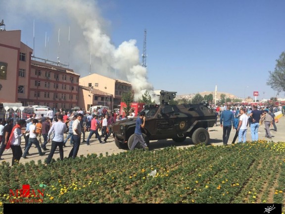انفجاری قوی شرق ترکیه را لرزاند/3 نفر کشته و 120 نفر دیگر زخمی شدند