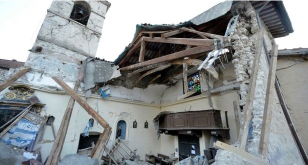 شهردار اوسیتا زلزله در این شهر را فاجعه عنوان کرد