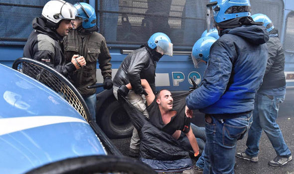تظاهرات ضد دولتی در ایتالیا به خشونت کشیده شد