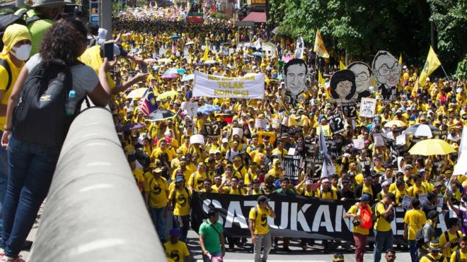 تظاهراتهزاران نفر در مالزی علیه نخست وزیر این کشور