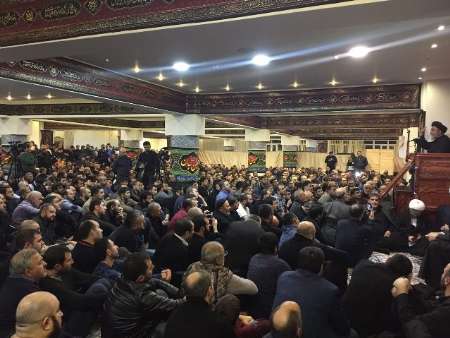 آئین اربعین با شبیه خوانی قیام حسینی در مرکز اسلامی 