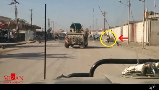 حمله ناکام یکی از زامبی‌های انتحاری داعش در موصل + فیلم