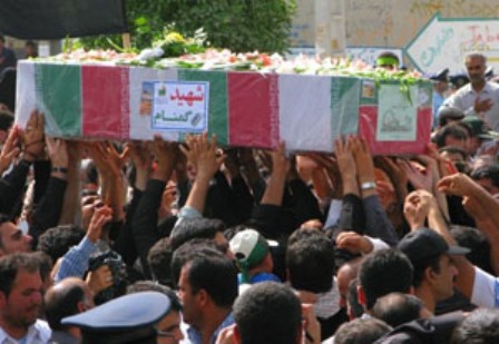 پیکر پاک دو شهید گمنام در عسلویه بوشهر تشییع و خاکسپاری شد