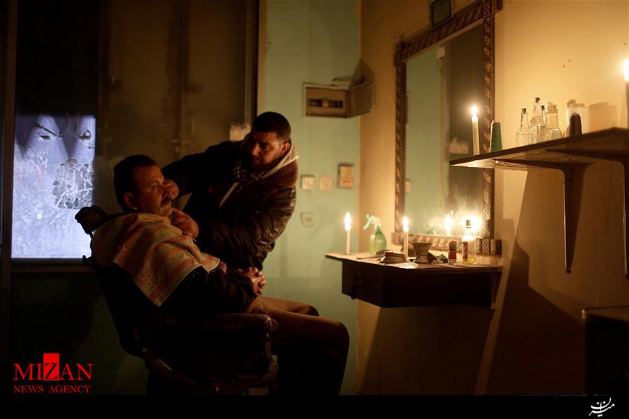 زندگی ساکنان فلسطینی با 16 ساعت قطعی برق +عکس