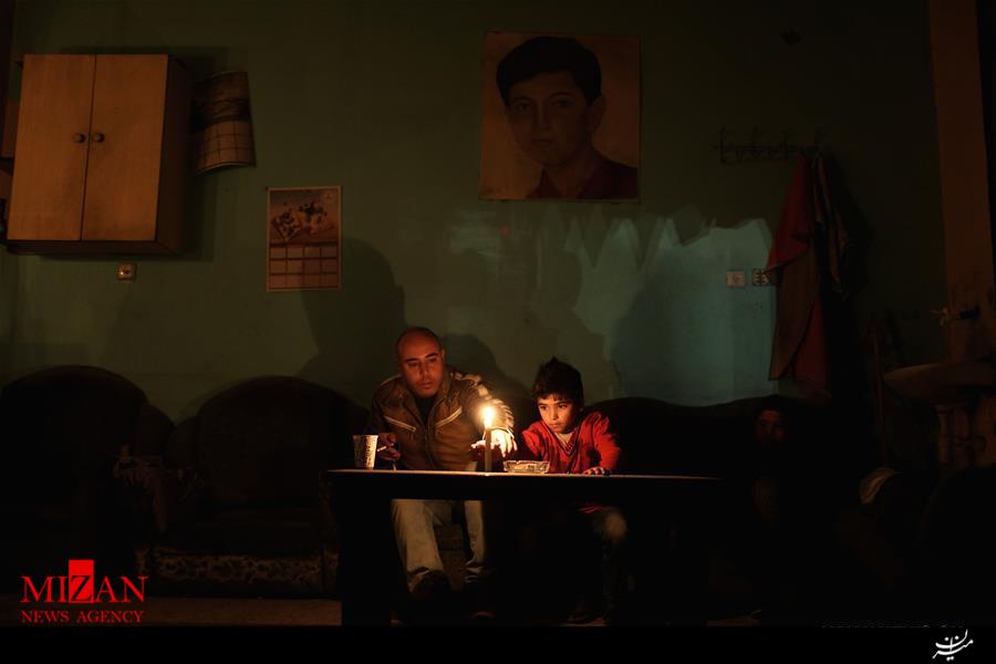 زندگی ساکنان فلسطینی با 16 ساعت قطعی برق +عکس