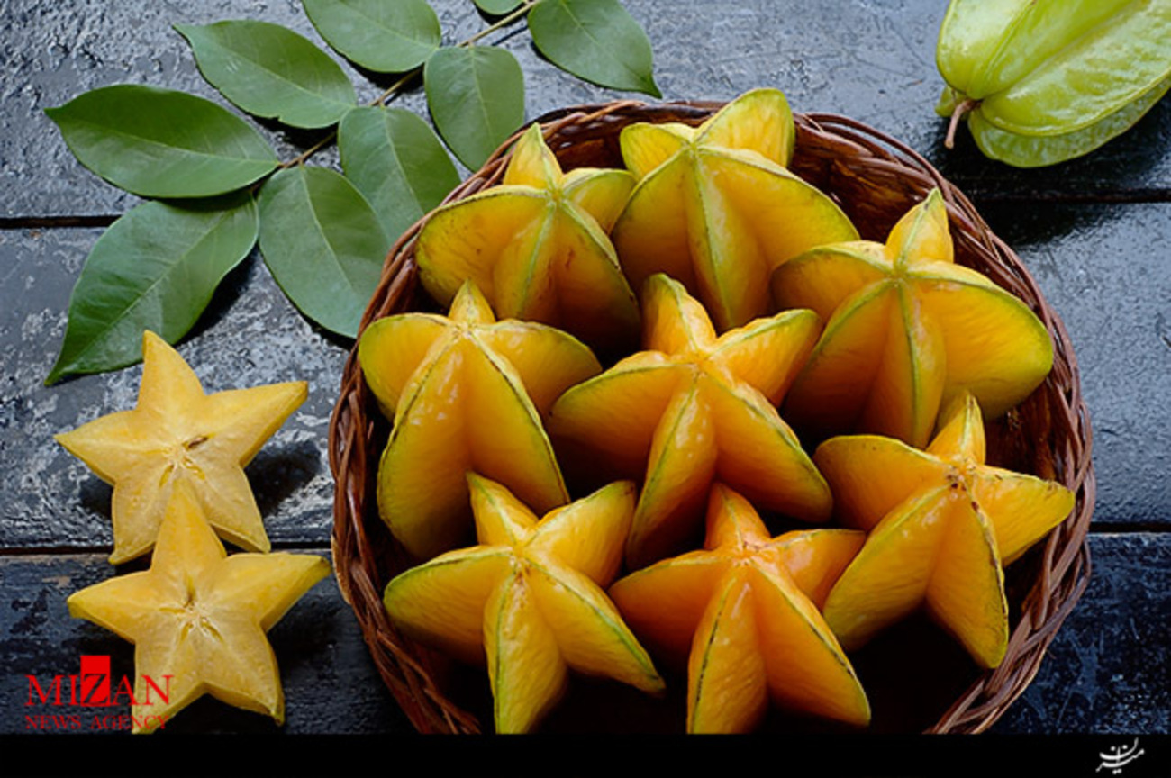 کارامبولا میوه ای ستاره شکل است که طعم آن شما را یاد ترکیبی از پرتغال و گریپفروت می اندازد