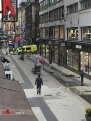 حمله به عابران با کامیون در یک مرکز خرید- سوئد 