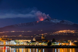 فعالیت کوه آتشفشانی Etna در ایتالیا