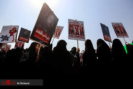 راهپیمایی نمازگزاران تهرانی در اعتراض به کشتار مسلمانان میانمار
