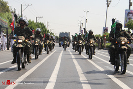 رژه نیروهای مسلح در آغاز هفته دفاع مقدس - بندر عباس