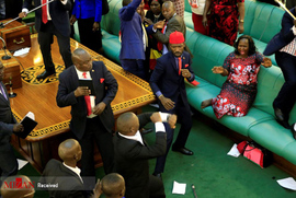 درگیری در پارلمان اوگاندا
