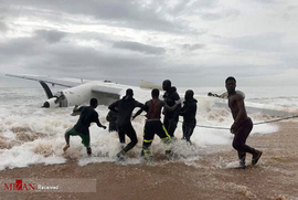 سقوط هواپیما در آب های ساحل عاج