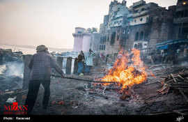 سوزاندن مردگان در هند