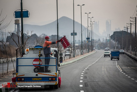 دود کارخانجات موجب آلودگی هوای حومه شهر ریمی شود.