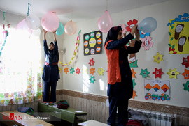 آذین بندی مدارس به مناسبت ایام الله دهه فجر - مازندران 