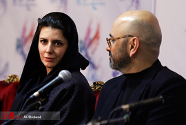 حبیب رضایی و لیلا حاتمی در جلسه پرسش و پاسخ فیلم سینمایی بمب 