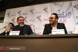 محمد حسین مهدویان و سیدمحمود رضوی در جلسه پرسش و پاسخ فیلم سینمایی لاتاری 