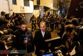 حضور نجفی شهردار تهران در محل حادثه آتش سوزی