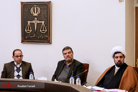  نشست بررسی آسیب‌های اجتماعی با حضور دادستان تهران و مسئولان دستگاه‌های اجرایی