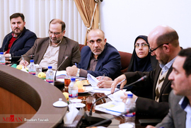  نشست بررسی آسیب‌های اجتماعی با حضور دادستان تهران و مسئولان دستگاه‌های اجرایی