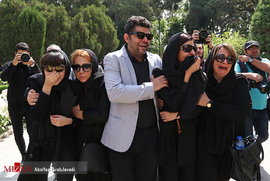 مراسم تشییع پیکر زنده یاد ناصر چشم آذر