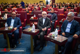 علی اکبر صالحی رئیس سازمان انرژی اتمی
