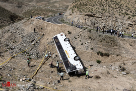 واژگونی مرگبار اتوبوس دانش آموزان در محور مشهد -کلات
