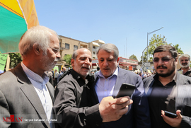 محسن هاشمی رییس شورای شهر تهران در راهپیمایی روز قدس