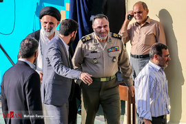 امیر کیومرث حیدری فرمانده نیروی زمینی ارتش در اقامه نماز عید سعید فطر در مصلی تهران