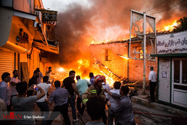 آتش‌سوزي مسجد جامع و بازار ساری
